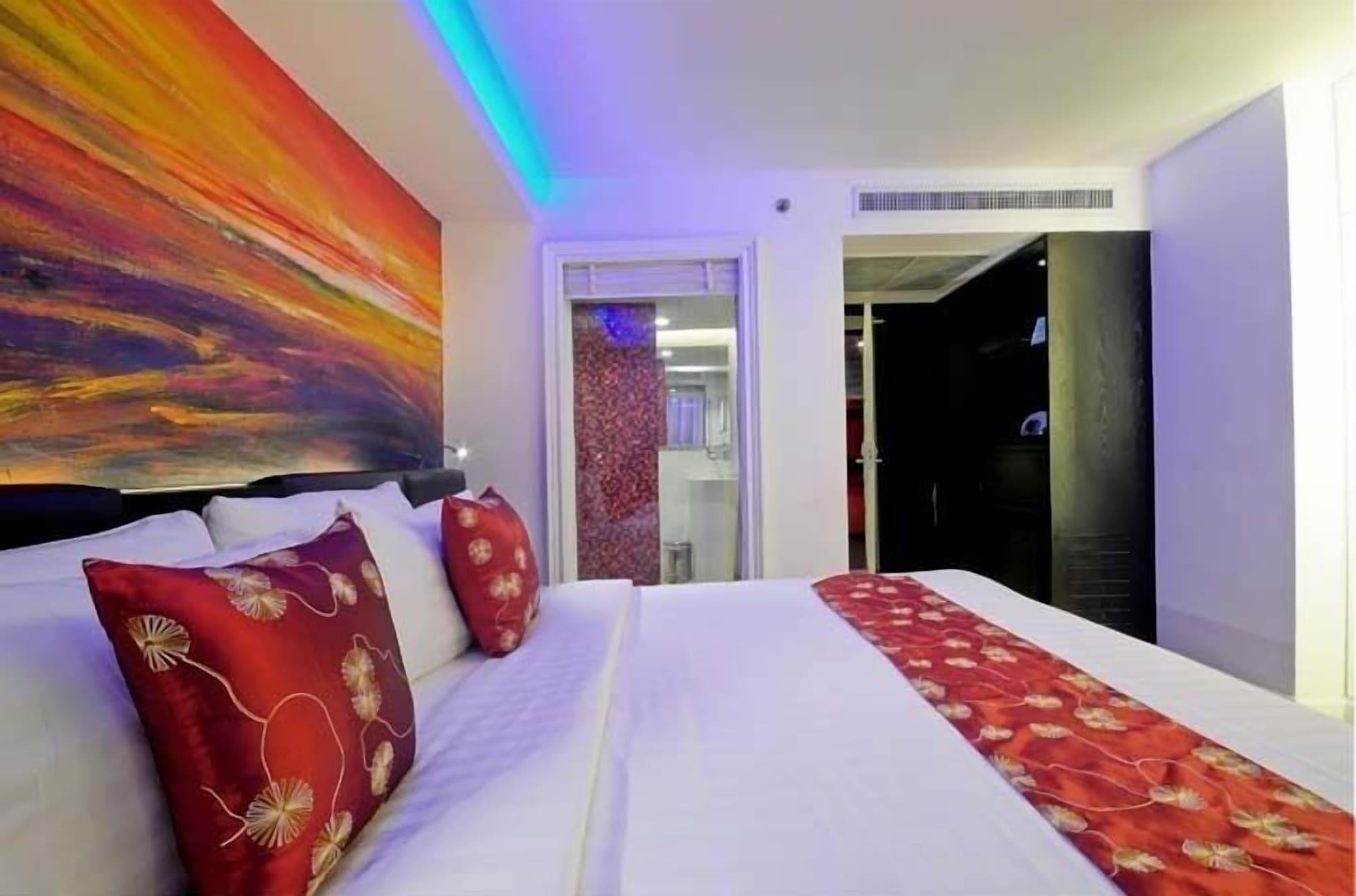 Aspira Skyy Sukhumvit 1 Sha Hotel Bangkok